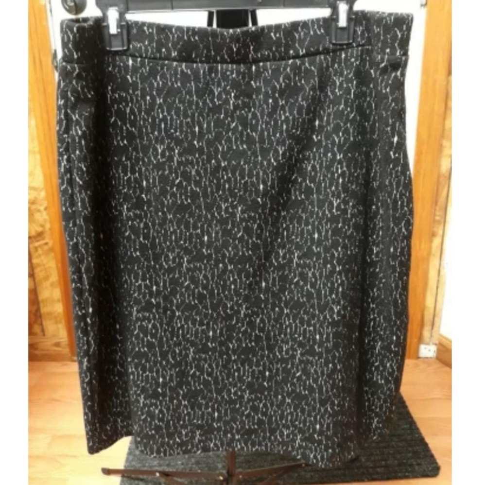 Liz Claiborne Skirt